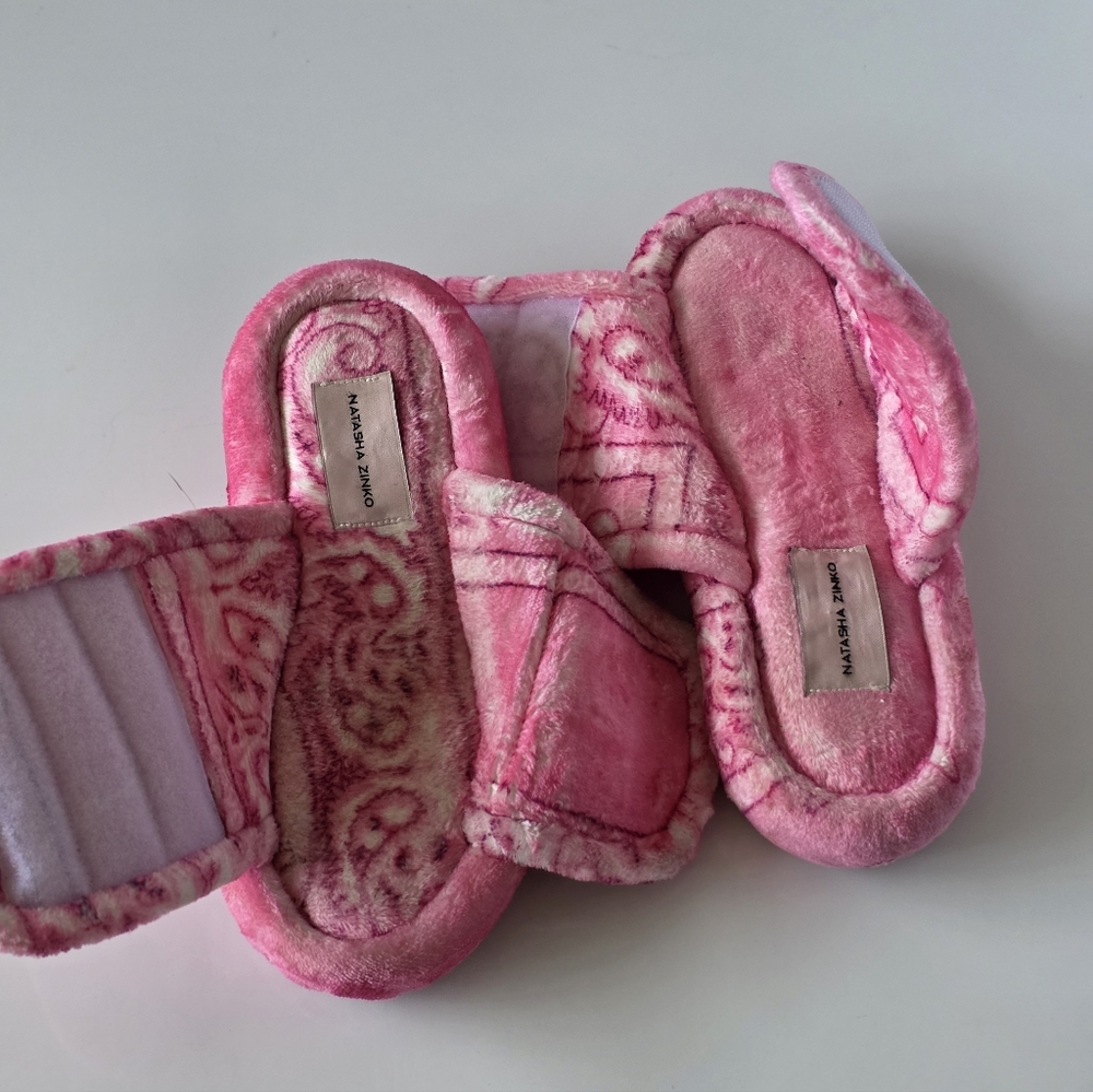 NATASHA ZINKO PINK BANDANA PRINT VOLUME PLATFORM SLIDES 9 - Picture 12 of 12